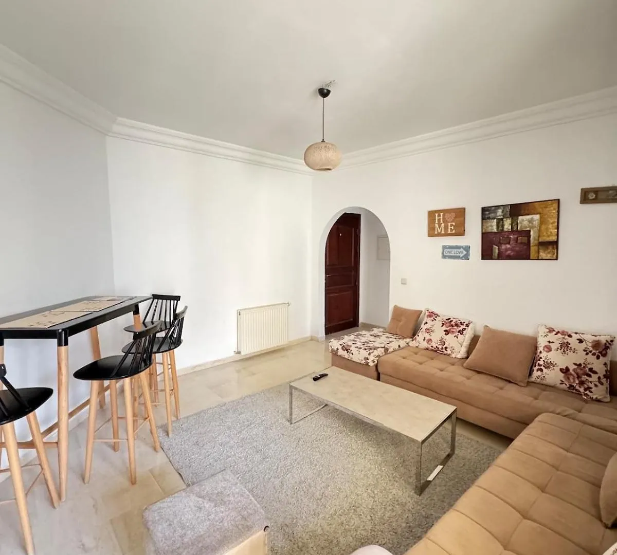 Modern And Cozy 2 Bedroom Apartment Tunis
